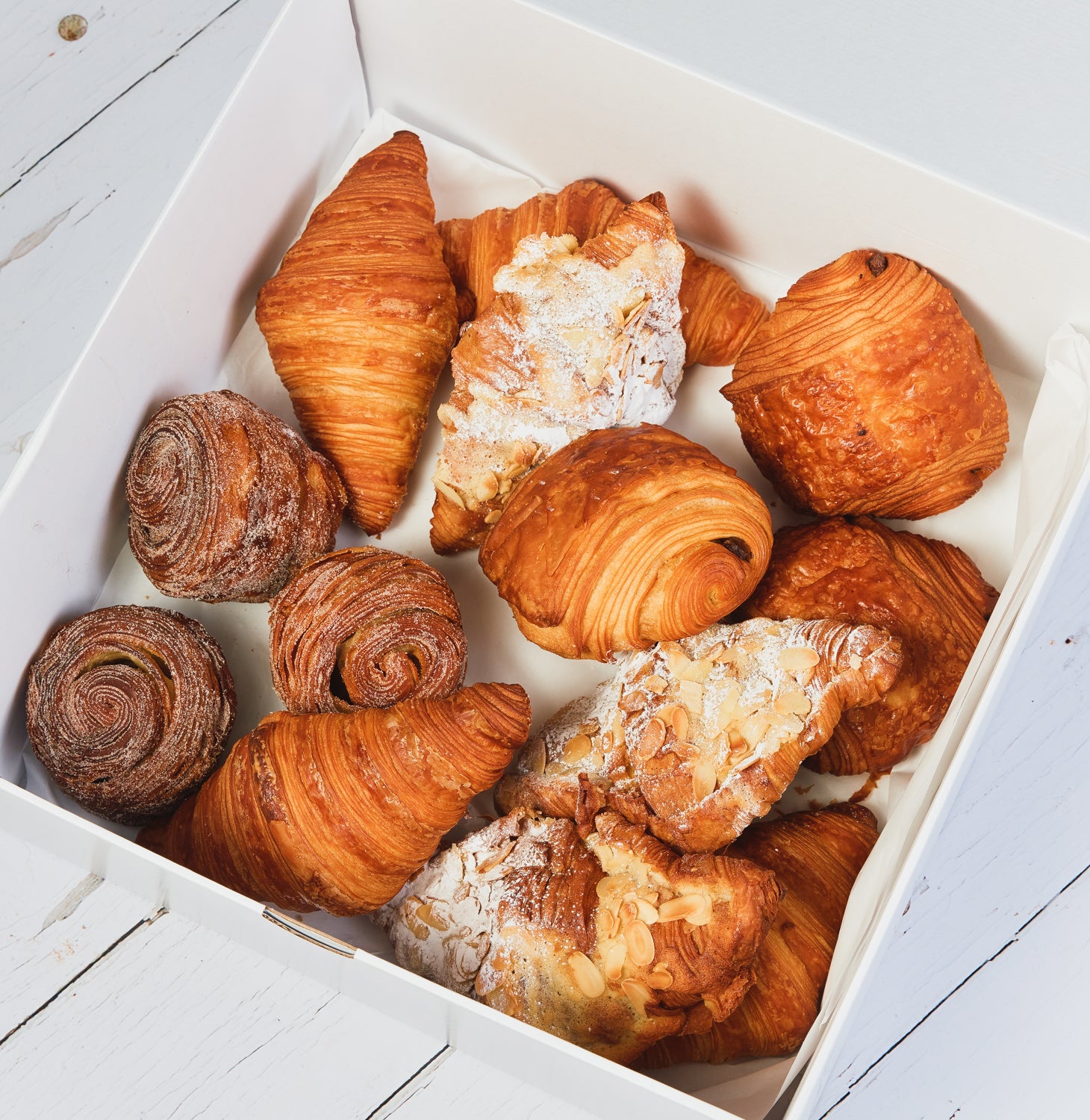 Bakers Dozen Pastry Sharing Box