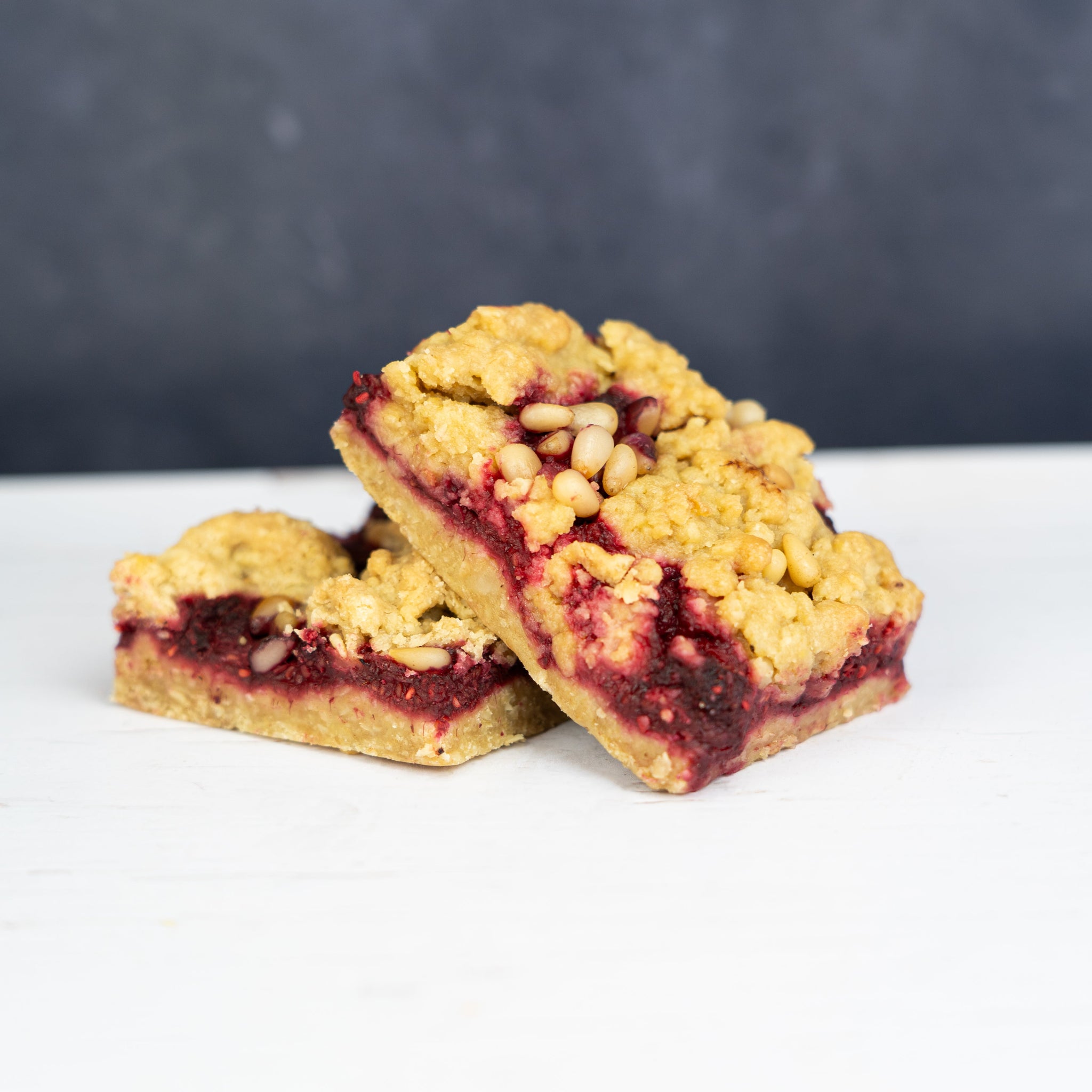 Raspberry & Pinenut Bar